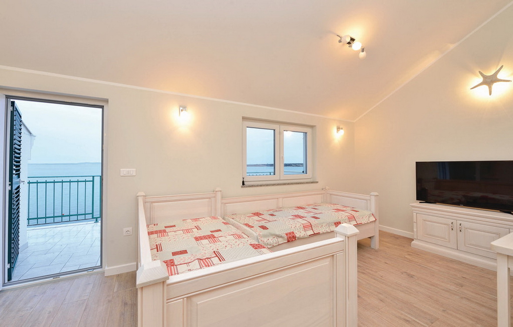 LUXURY VILLA, 5 M FROM THE SEA - TOP LOCATION! PAG - KOŠLJUN