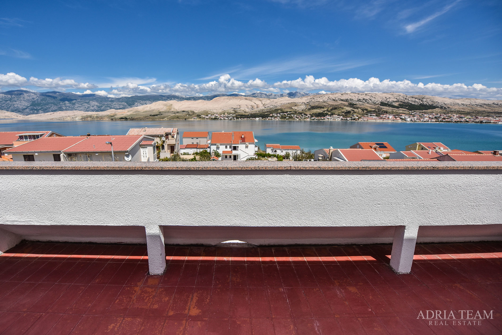 APARTMENTS IN A HOUSE, 150 M FROM THE SEA - PAG