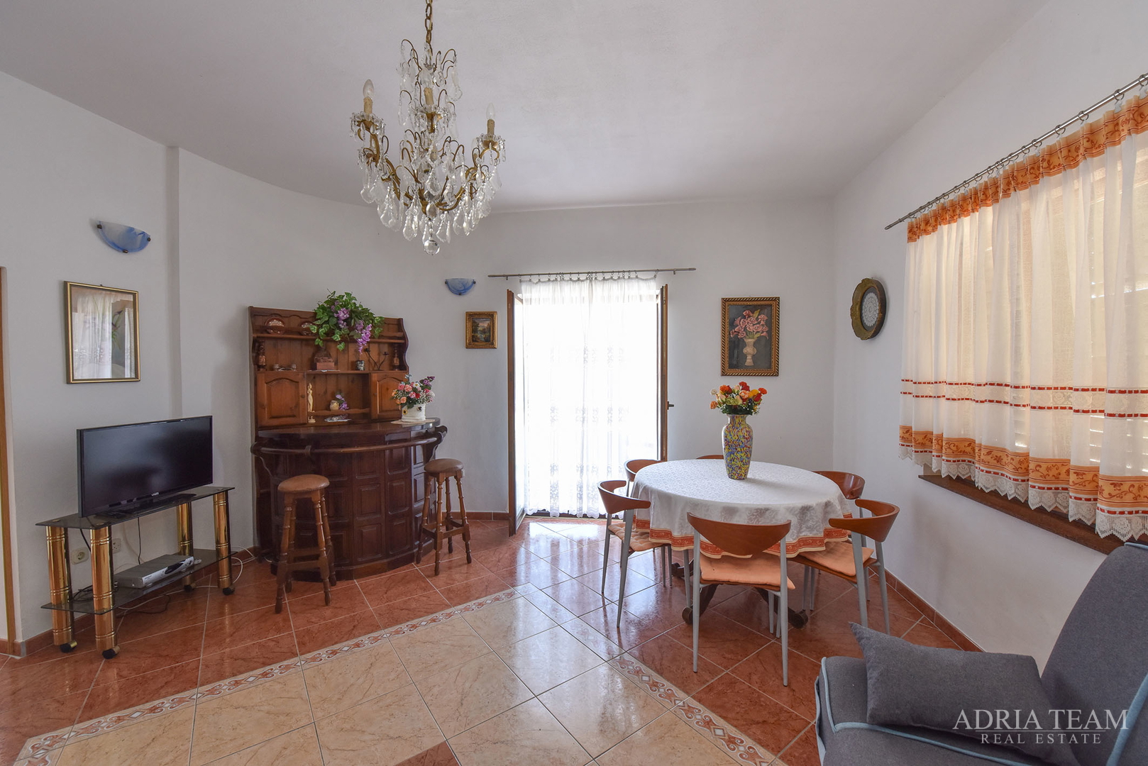 APARTMENTS IN A HOUSE, 150 M FROM THE SEA - PAG