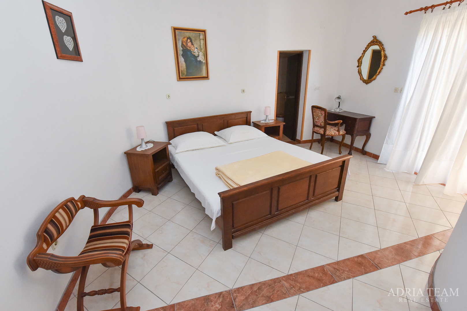 APARTMENTS IN A HOUSE, 150 M FROM THE SEA - PAG