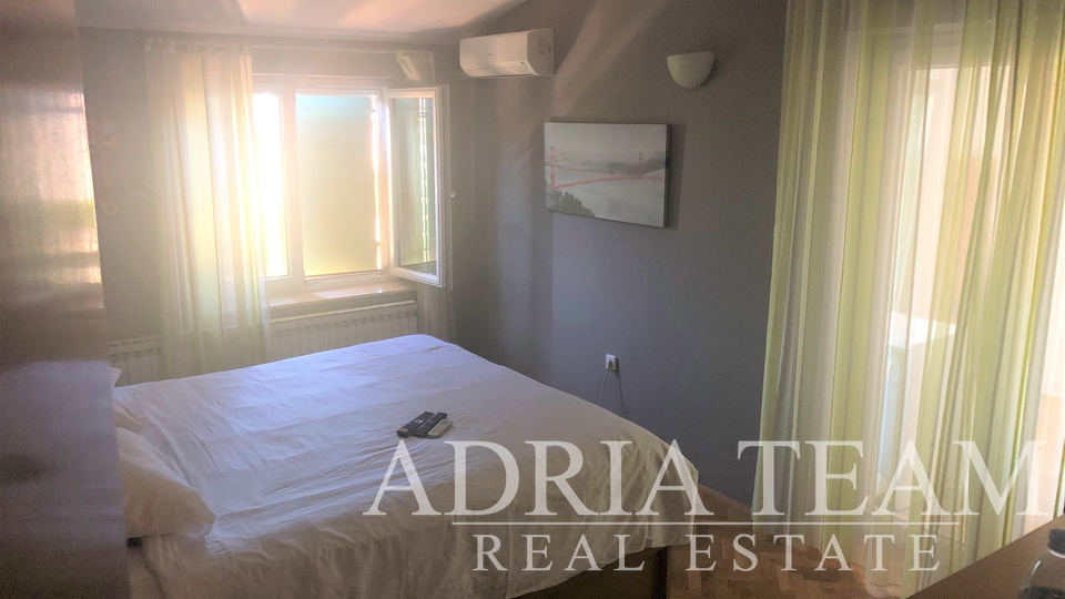 RODINNÁ VILA S VELKOU ZAHRADOU, TOP POZICE, ZADAR - BORIK