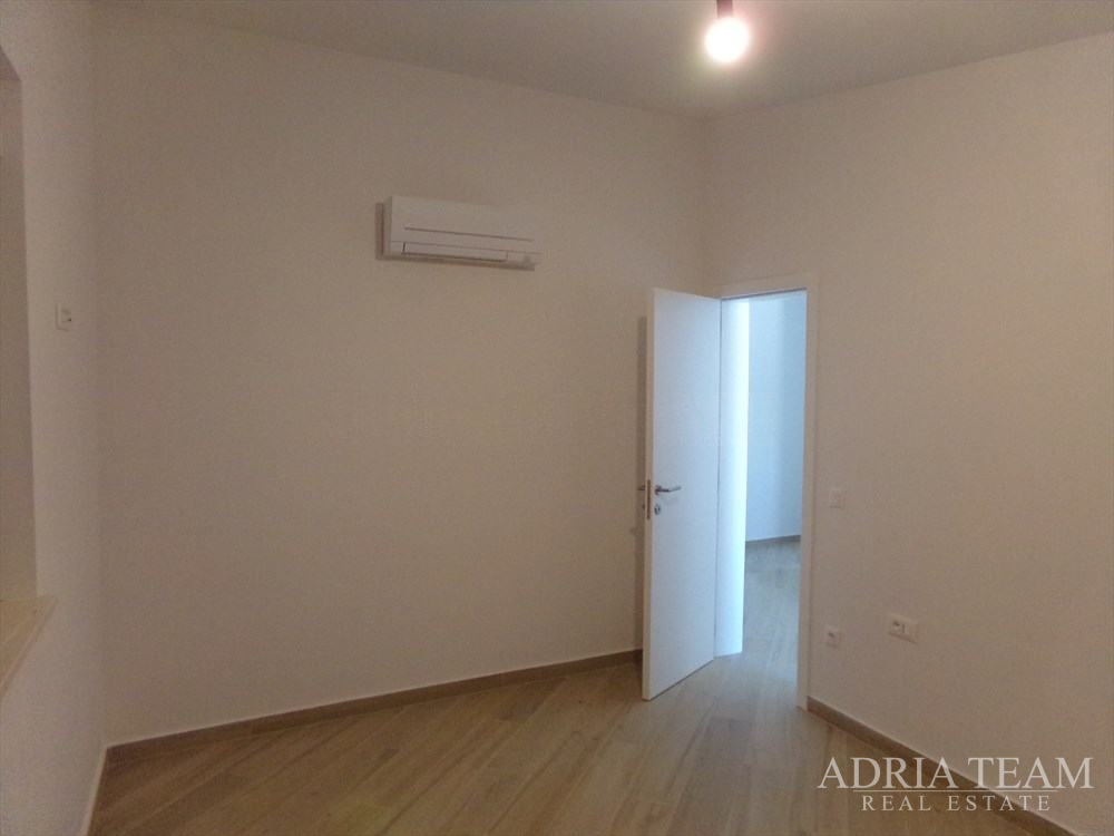 APARTMANI U NOVOGRADNJI - PAG, ŠIMUNI