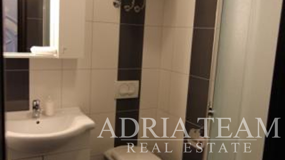 APARTMANSKA KUĆA S 7 APARTMANA, PRIVLAKA