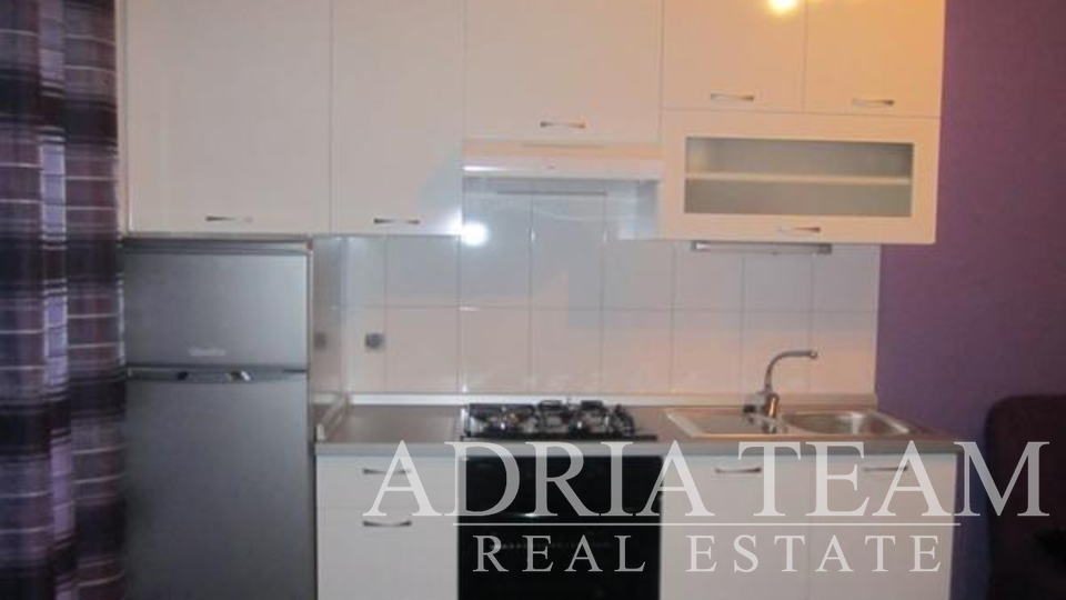 APARTMANSKA KUĆA S 7 APARTMANA, PRIVLAKA