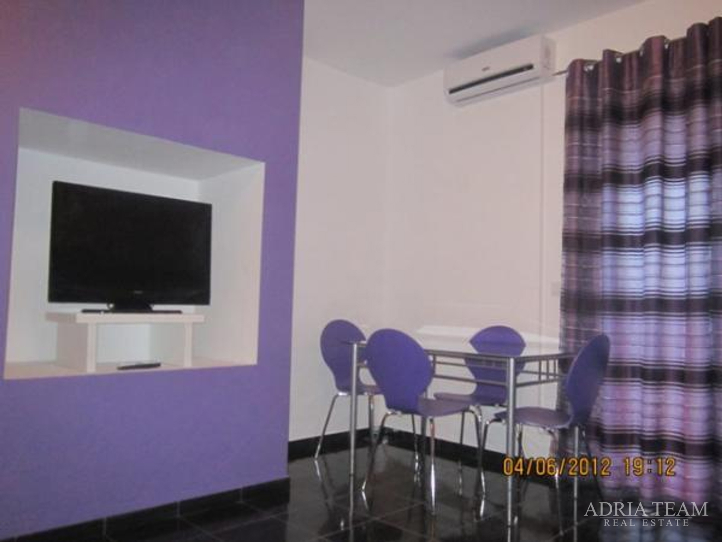 APARTMENT HOUSE WITH 7 APARTMENTS, PRIVLAKA