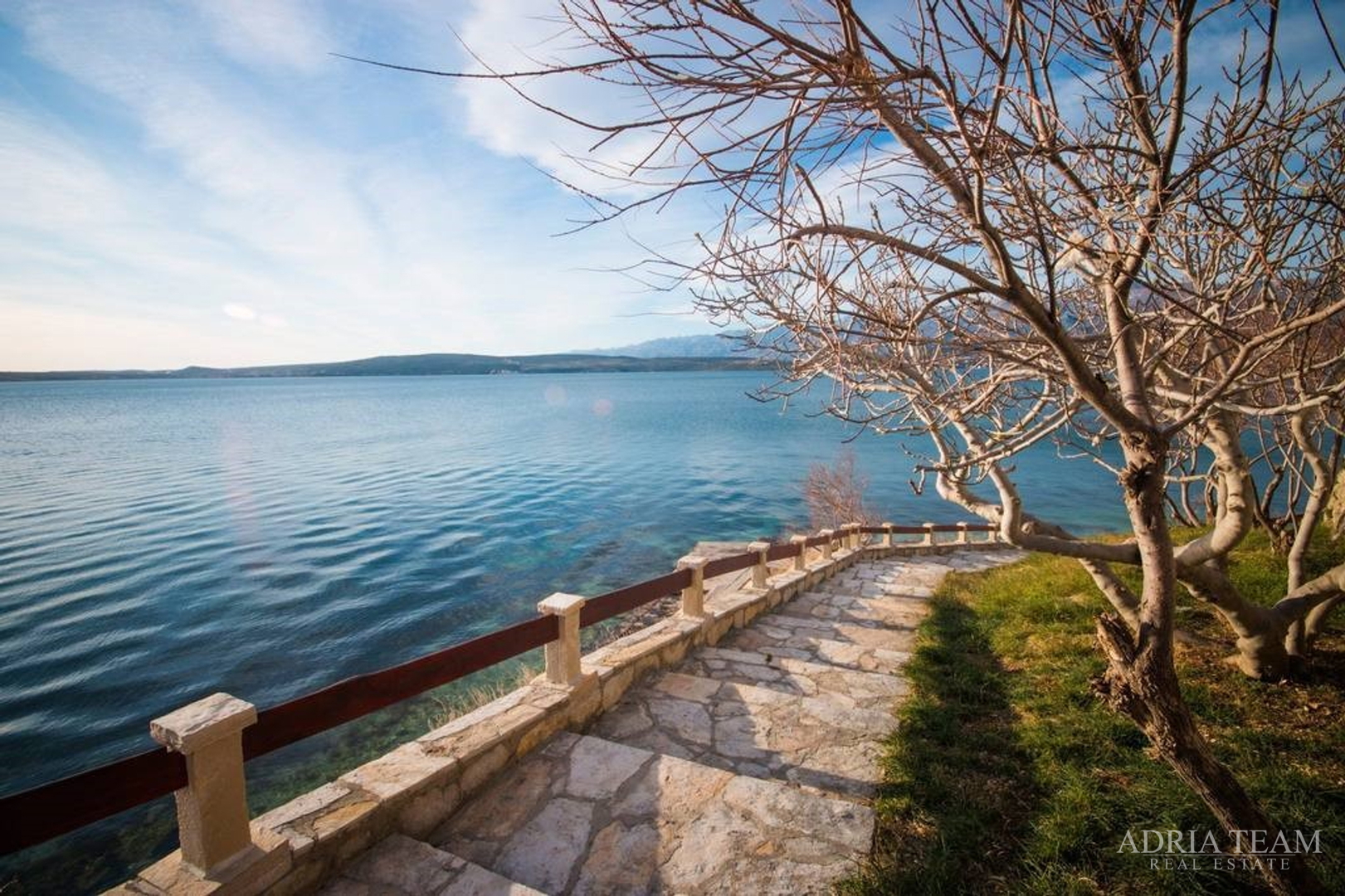 EKSKLUZIVNO!!! HOTEL 3***, 1. RED DO MORA, TOP - POZICIJA!