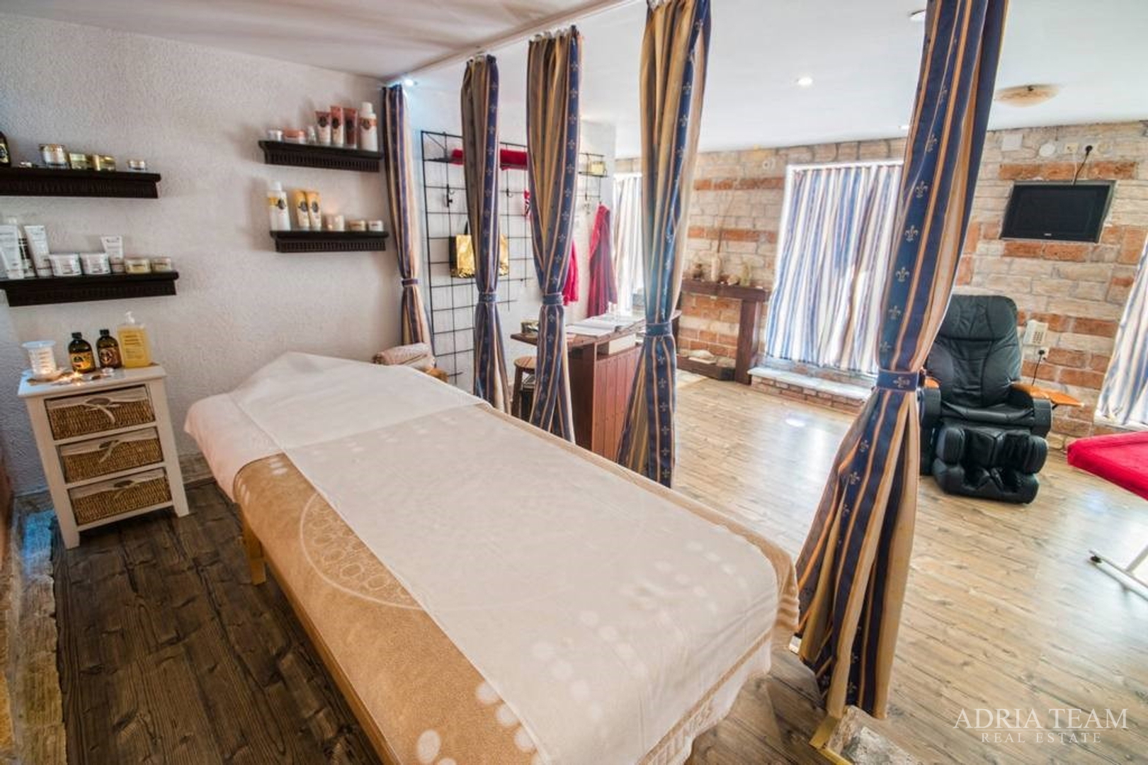 EKSKLUZIVNO!!! HOTEL 3***, 1. RED DO MORA, TOP - POZICIJA!