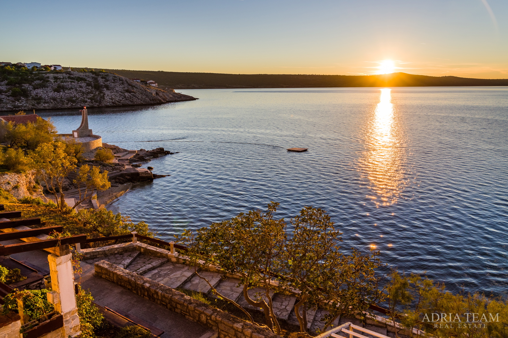 EKSKLUZIVNO!!! HOTEL 3***, 1. RED DO MORA, TOP - POZICIJA!