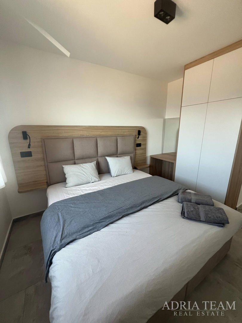 NEUE WOHNUNGEN MIT OFFENEM MEERBLICK, MASLENICA