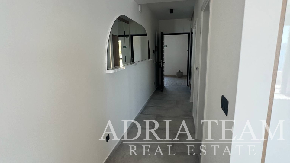 APARTMANI U NOVOGRADNJI S OTVORENIM POGLEDOM NA MORE, MASLENICA