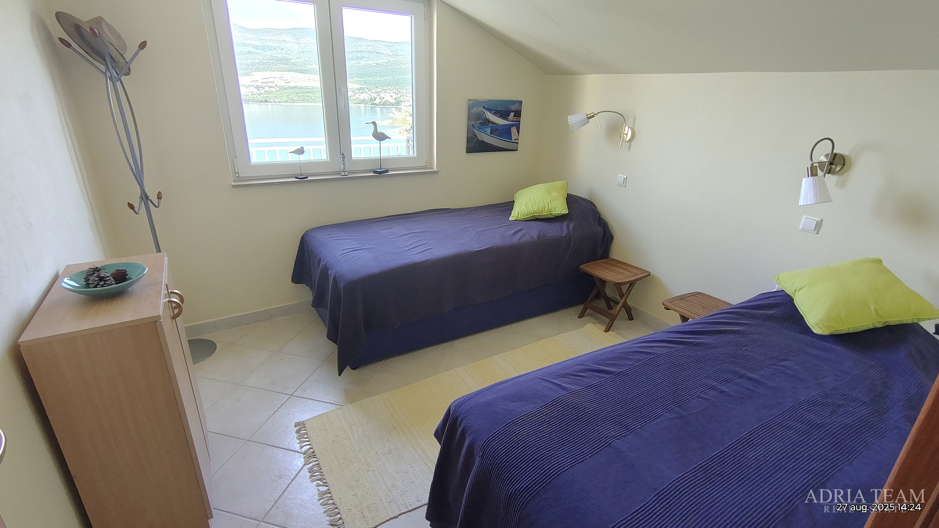 HAUS MIT WUNDERSCHÖNEM OFFENEM MEERBLICK, TEILWEISE RENOVIERT - DONJI KARIN