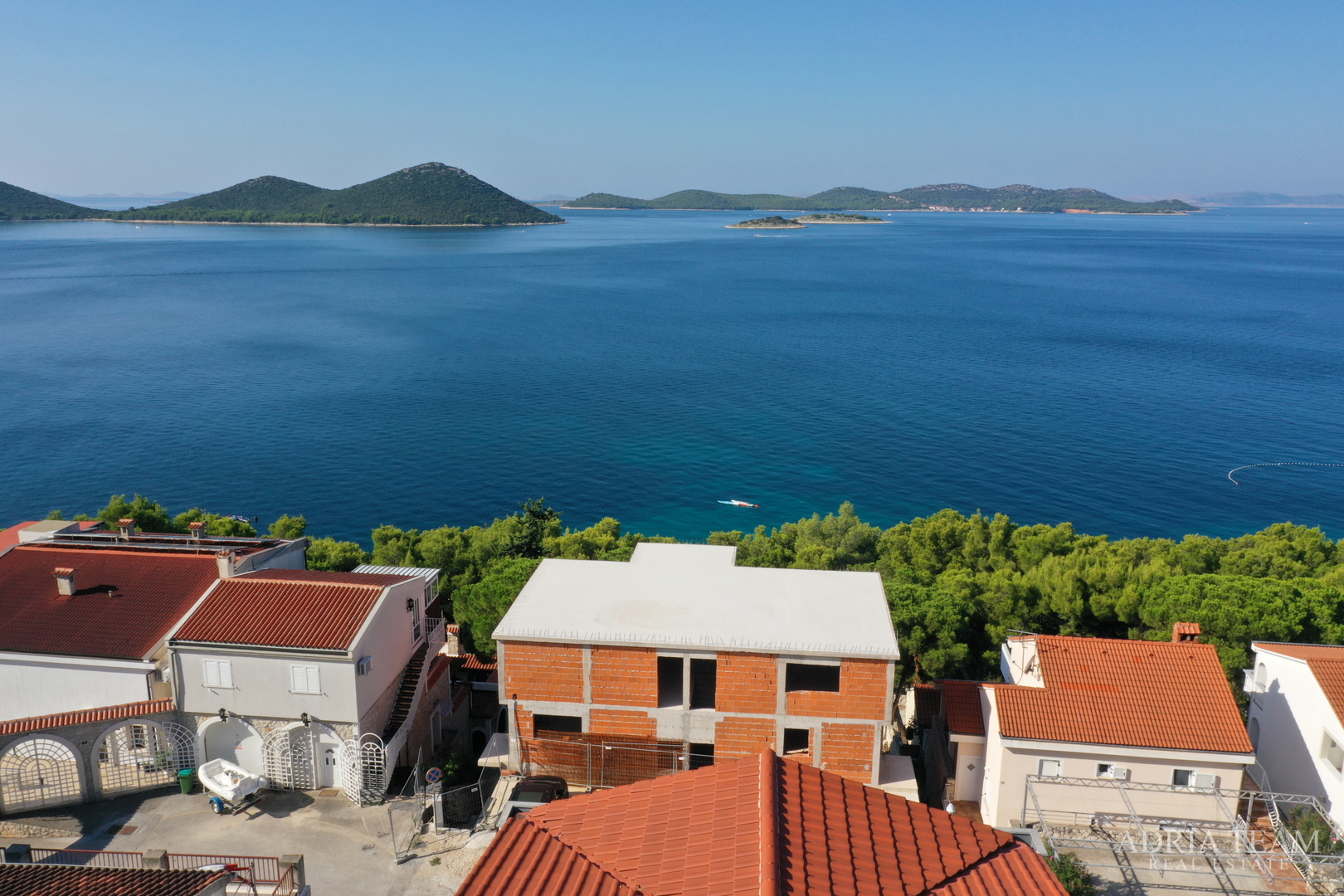APARTMENTS, FIRST ROW TO THE SEA, NEW CONSTRUCTION - DRAGE