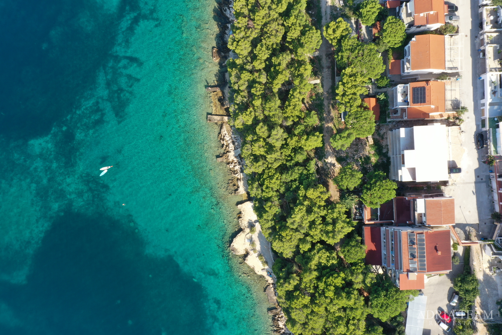 APARTMENTS, FIRST ROW TO THE SEA, NEW CONSTRUCTION - DRAGE