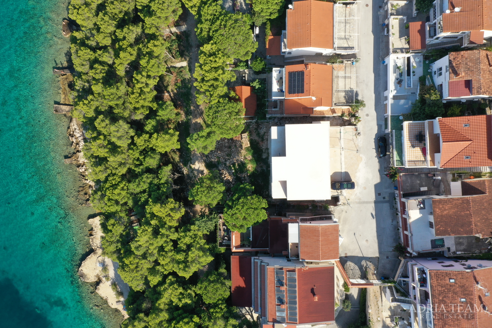 APARTMENTS, FIRST ROW TO THE SEA, NEW CONSTRUCTION - DRAGE