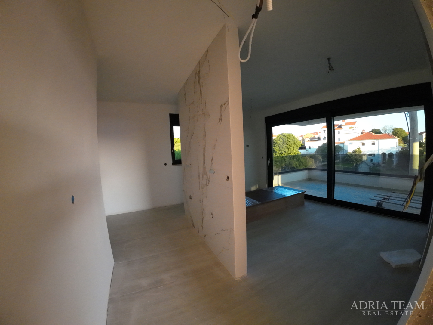 APARTMANI UDALJENI 70 m OD MORA, NOVOGRADNJA - ZADAR, DIKLO