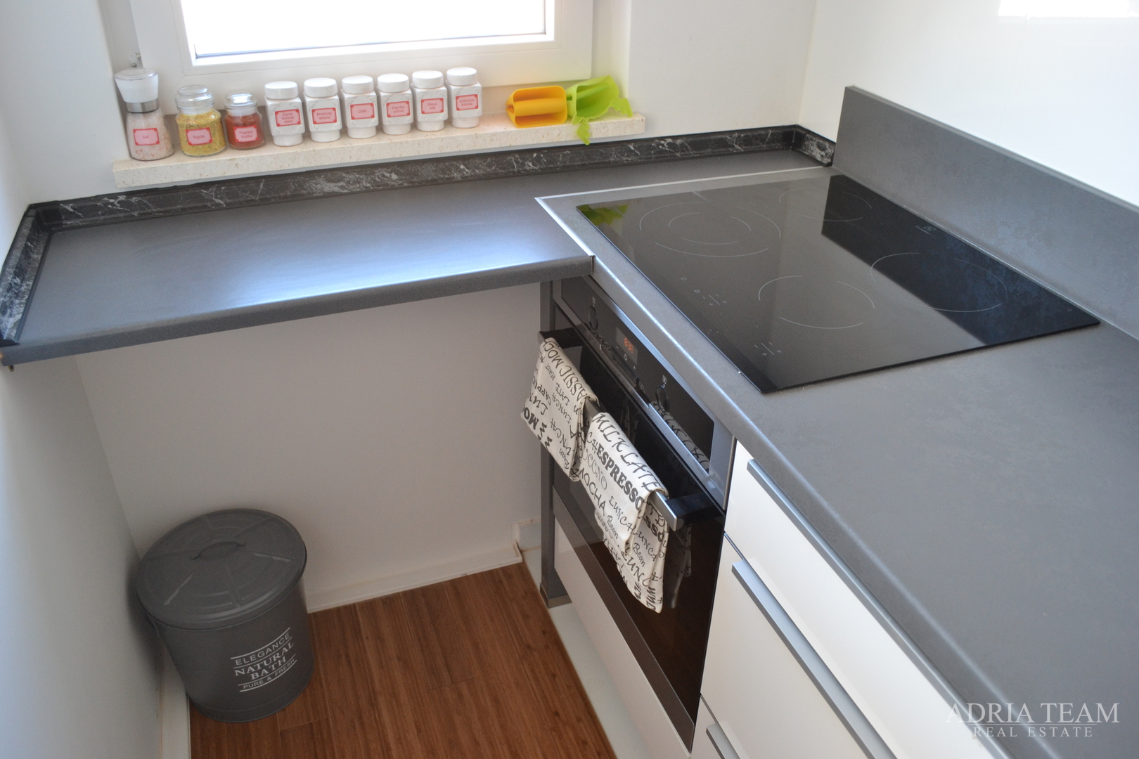 APARTMENT WITH A BEAUTIFUL SEA VIEW, 50 m FROM THE SEA - PAG