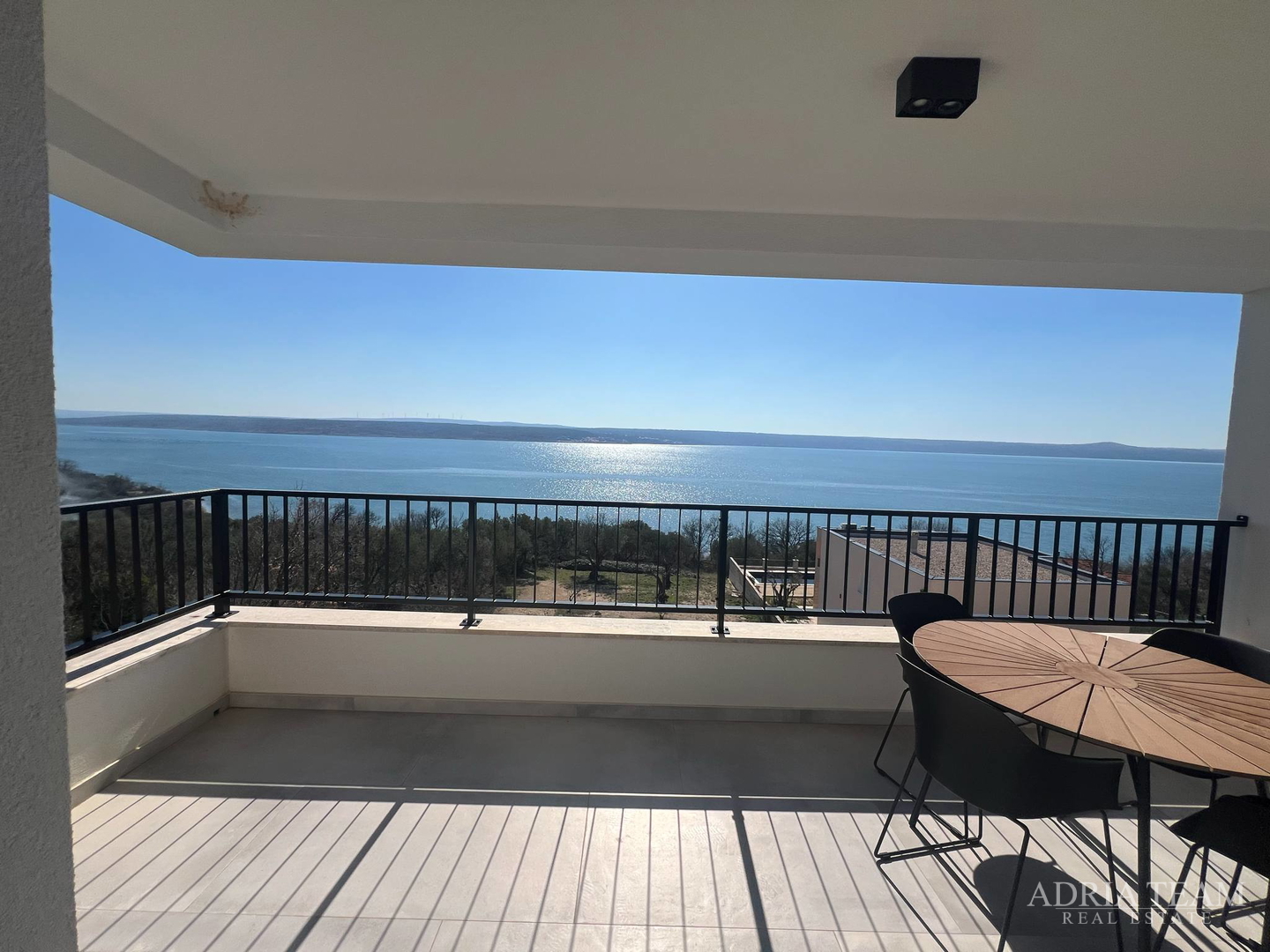 NEUE WOHNUNGEN MIT OFFENEM MEERBLICK, MASLENICA