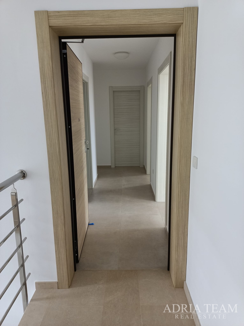 MEERBLICK-APARTMENTS, NEUBAU - POVLJANA, PAG