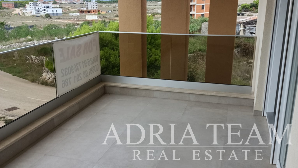 APARTMÁNY S VÝHLEDEM NA MOŘE, NOVOSTAVBA - POVLJANA, PAG