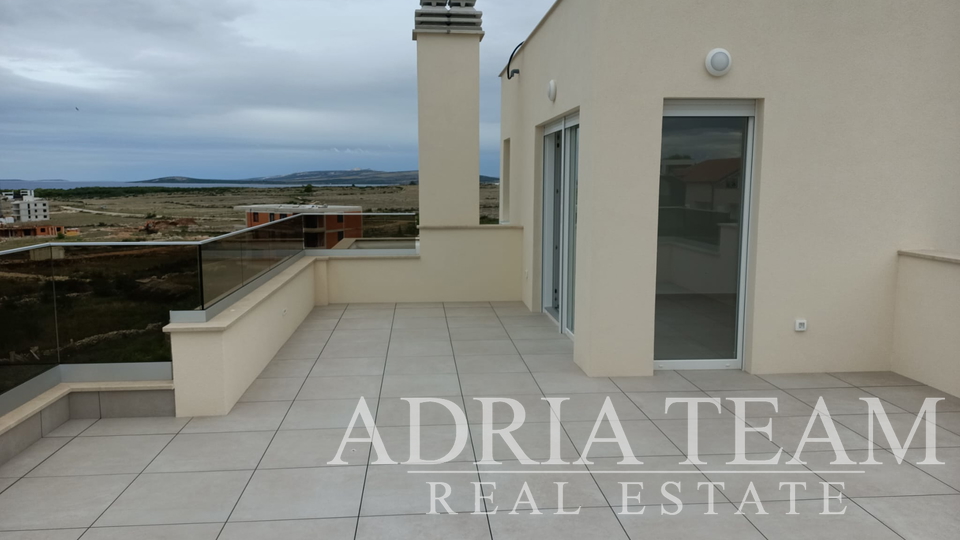 APARTMÁNY S VÝHLEDEM NA MOŘE, NOVOSTAVBA - POVLJANA, PAG