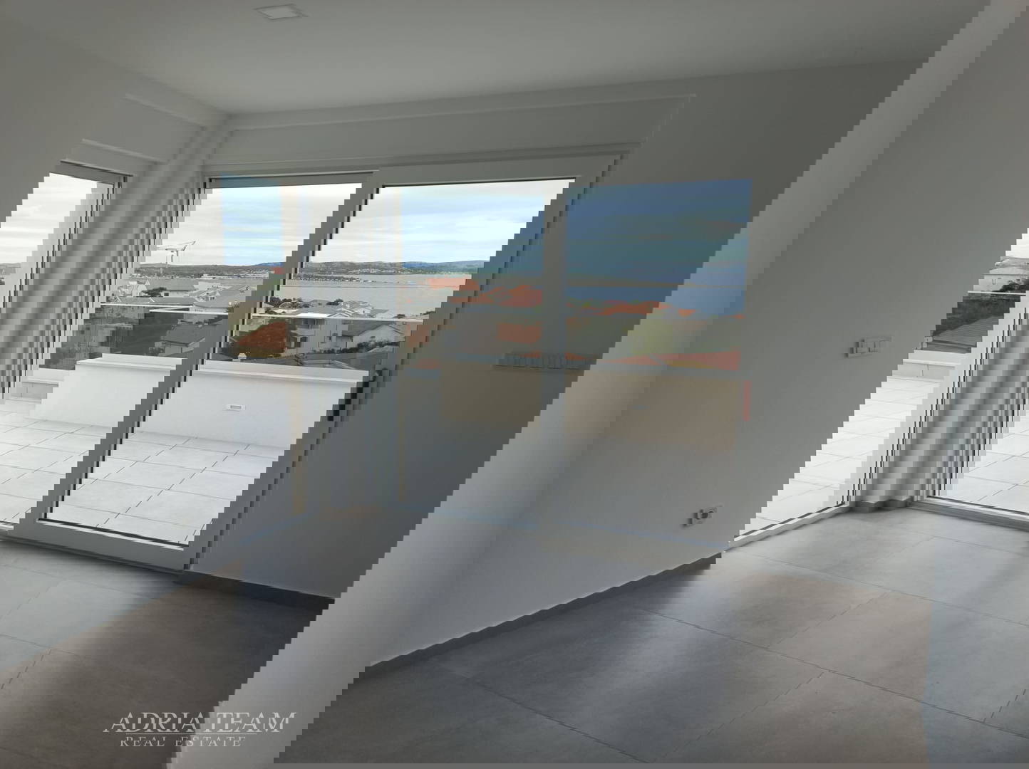MEERBLICK-APARTMENTS, NEUBAU - POVLJANA, PAG