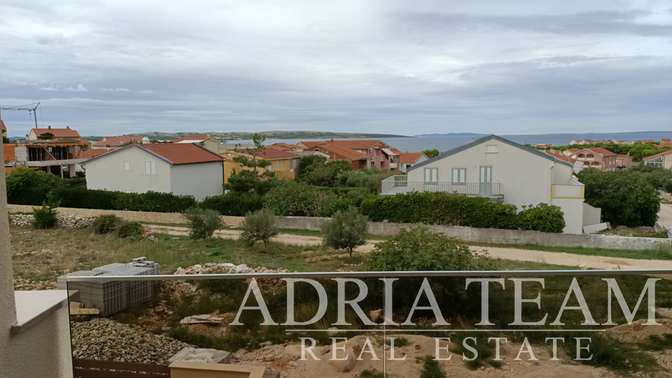 APARTMÁNY S VÝHLEDEM NA MOŘE, NOVOSTAVBA - POVLJANA, PAG