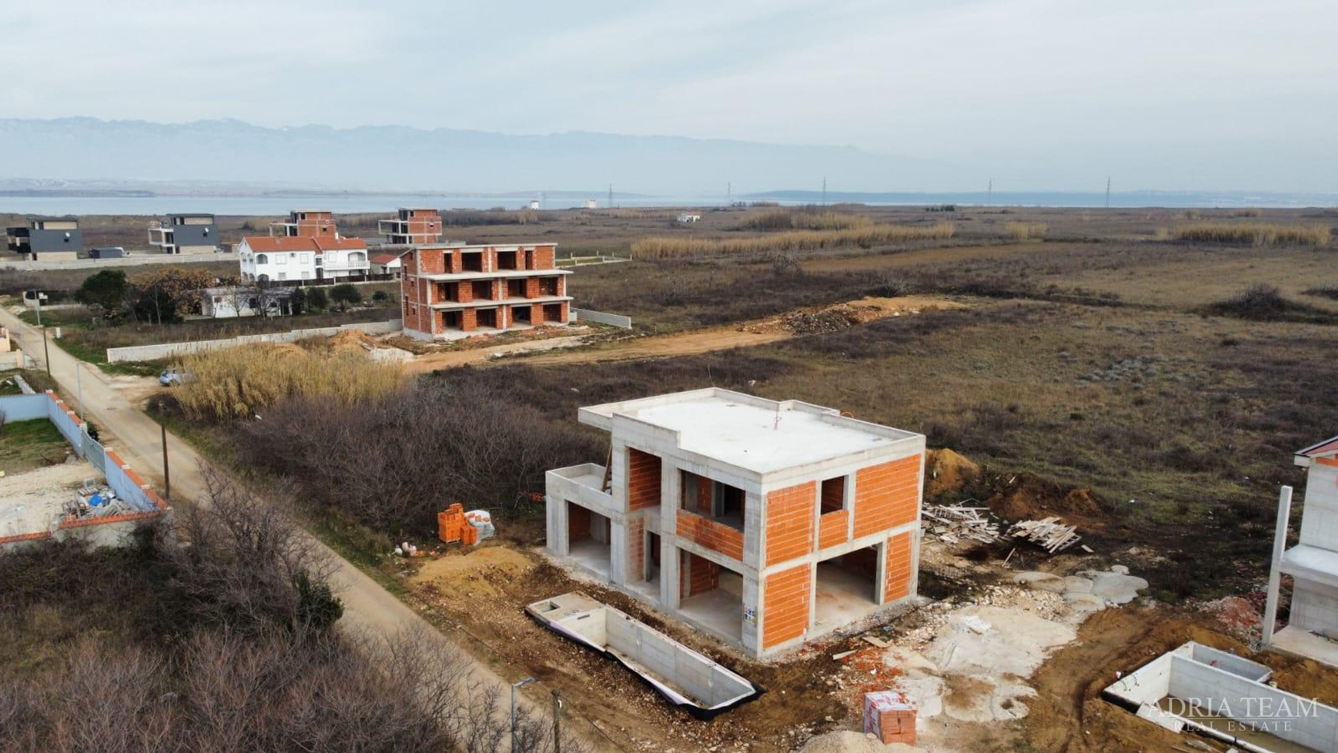 MODERN VILLA 150 m FROM THE SEA, NEW CONSTRUCTION - PRIVLAKA