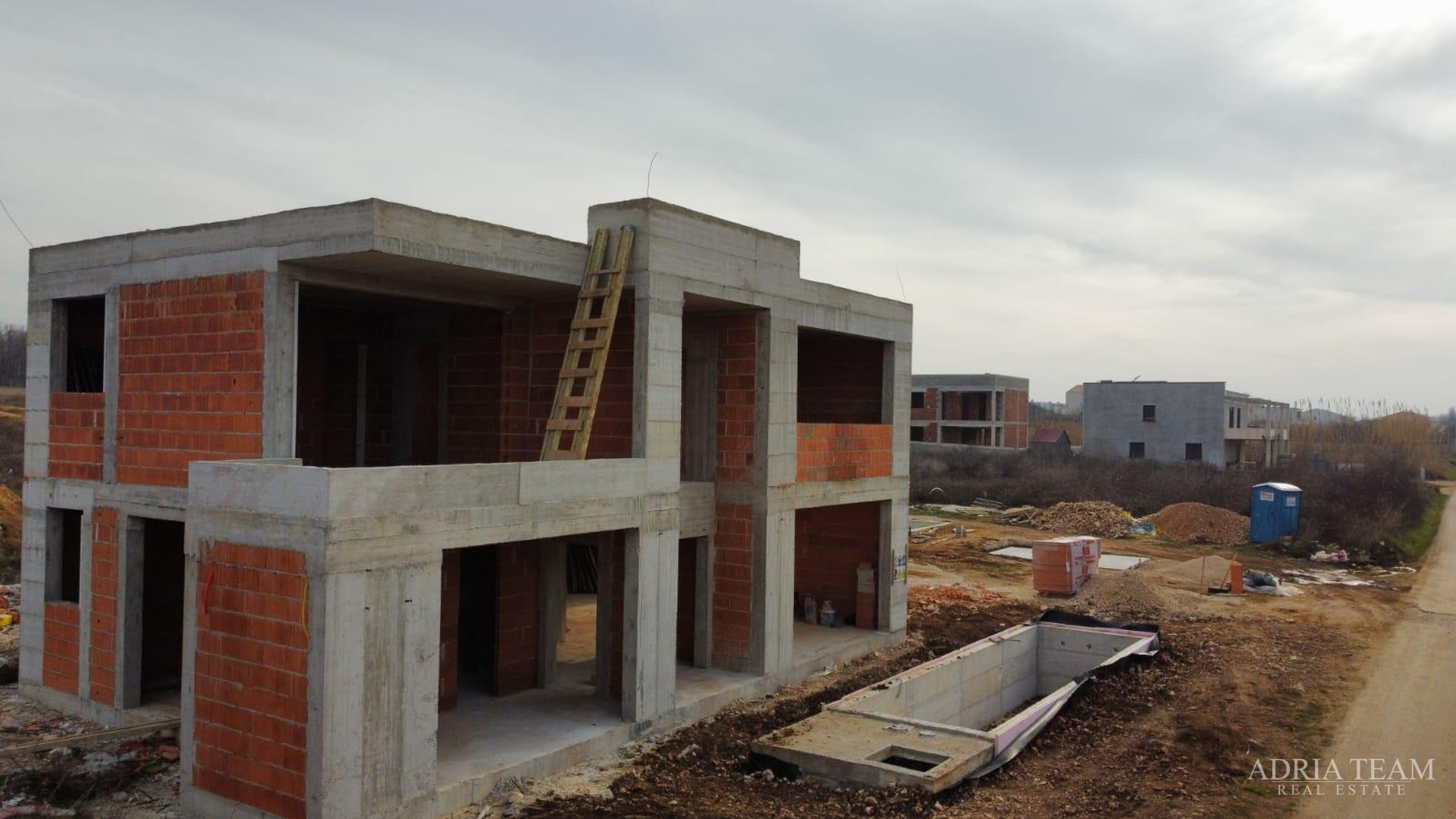MODERN VILLA 150 m FROM THE SEA, NEW CONSTRUCTION - PRIVLAKA
