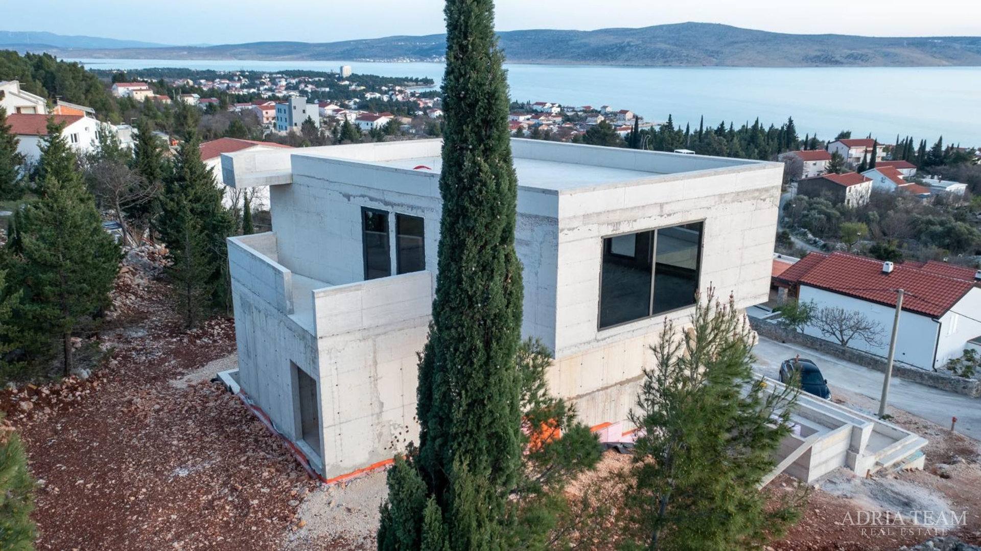 JEDINSTVENO NA TRŽIŠTU!! LUKSUZNA VILA S BAZENOM I OTVORENIM POGLEDOM NA MORE, STARIGRAD - PAKLENICA