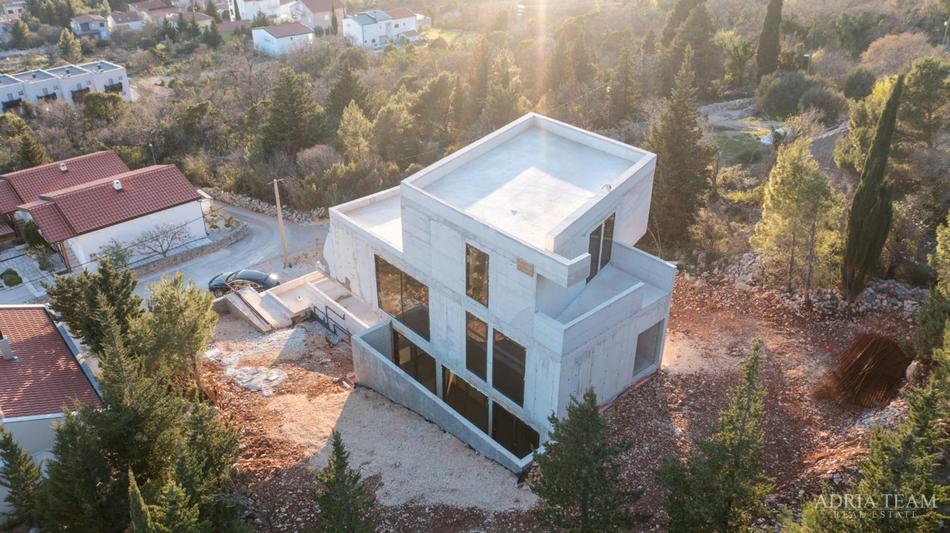 JEDINSTVENO NA TRŽIŠTU!! LUKSUZNA VILA S BAZENOM I OTVORENIM POGLEDOM NA MORE, STARIGRAD - PAKLENICA