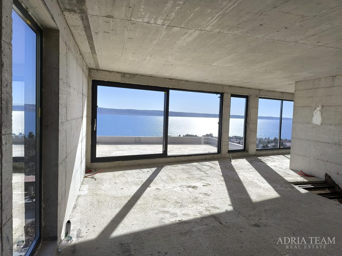 JEDINSTVENO NA TRŽIŠTU!! LUKSUZNA VILA S BAZENOM I OTVORENIM POGLEDOM NA MORE, STARIGRAD - PAKLENICA