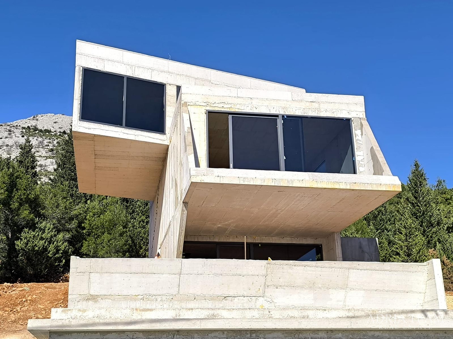 JEDINSTVENO NA TRŽIŠTU!! LUKSUZNA VILA S BAZENOM I OTVORENIM POGLEDOM NA MORE, STARIGRAD - PAKLENICA