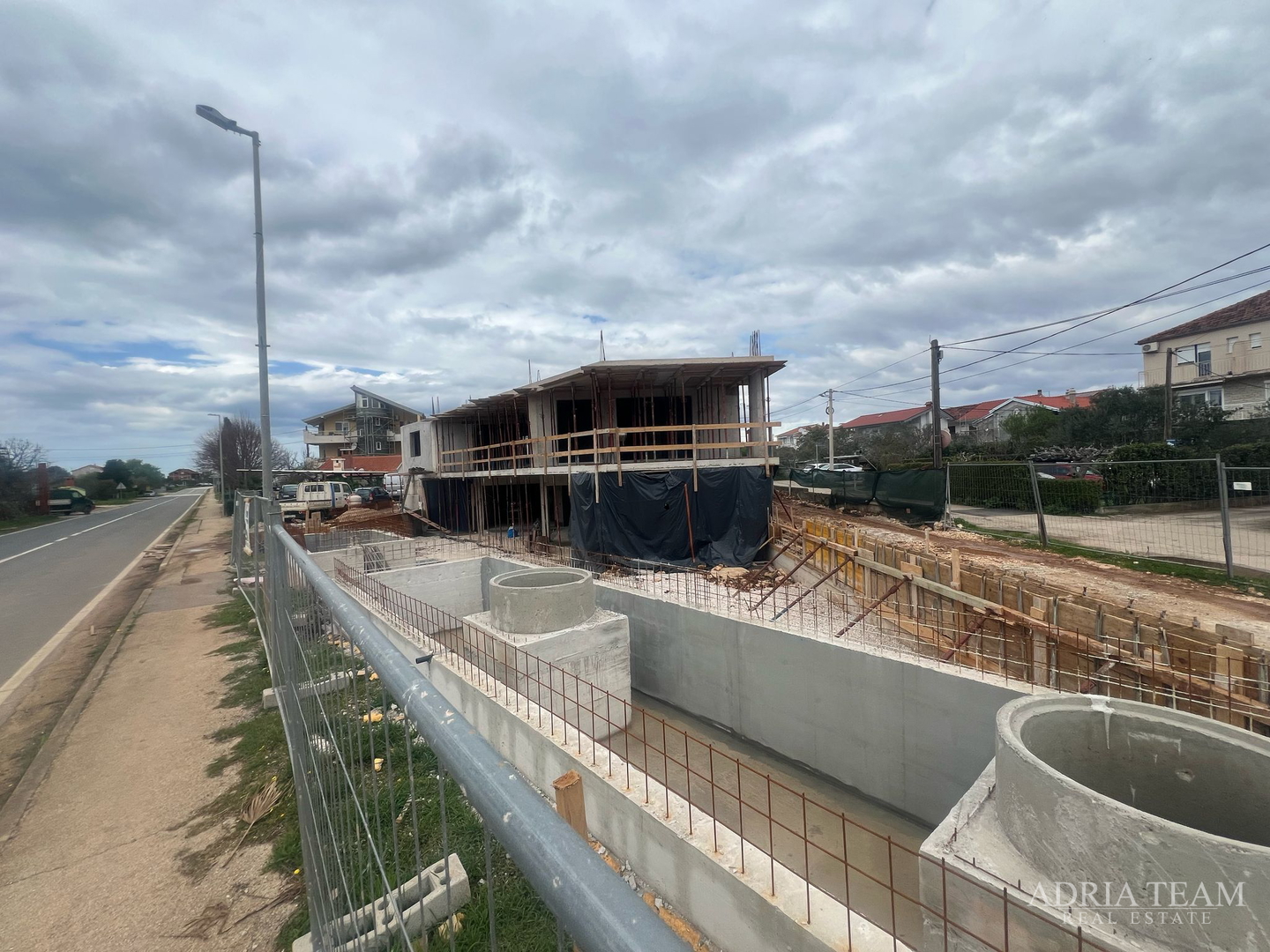 APARTMENTS IN NEW BUILDING WITH SEA VIEW AND FREE PARKING - SUKOŠAN