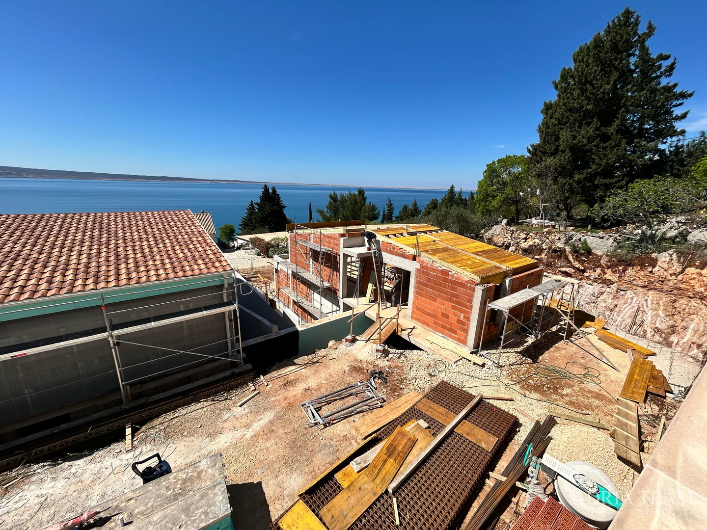 VILLA, 60 M FROM THE SEA, NEW CONSTRUCTION - OLD TOWN
