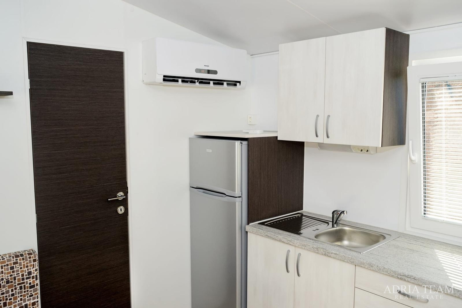 Apartment im Untergeschoss mit Pool und großem Garten - Privlaka