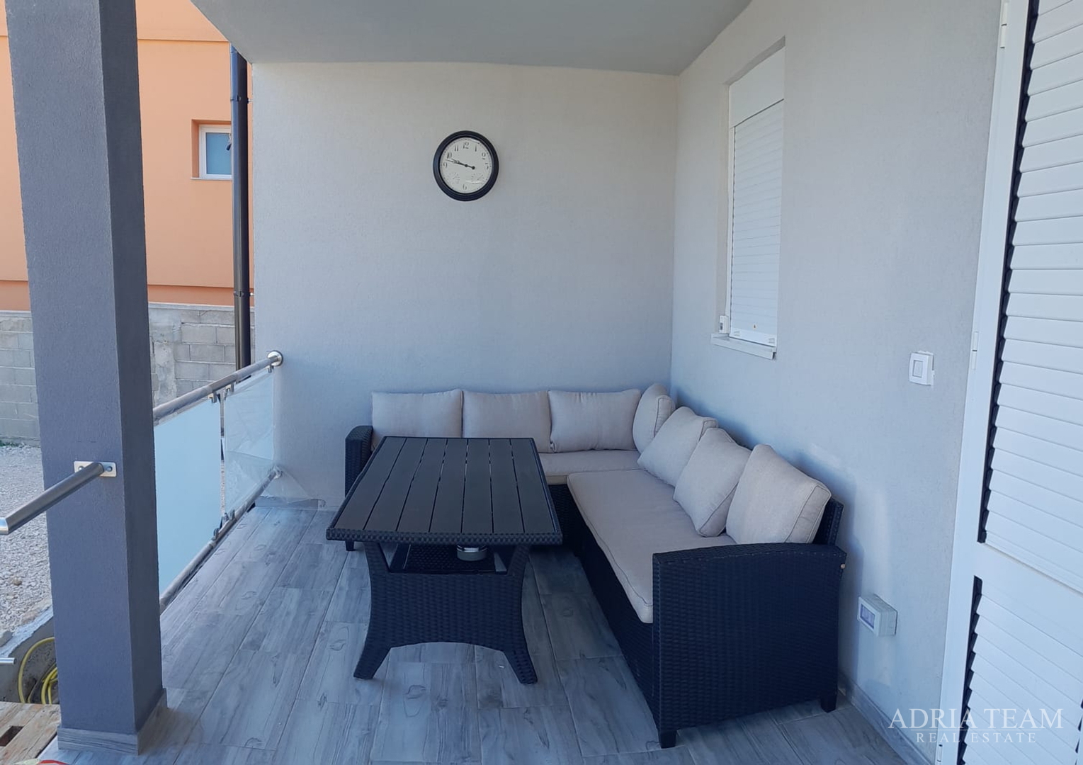 KUĆA U NOVOGRADNJI - RAŽANAC