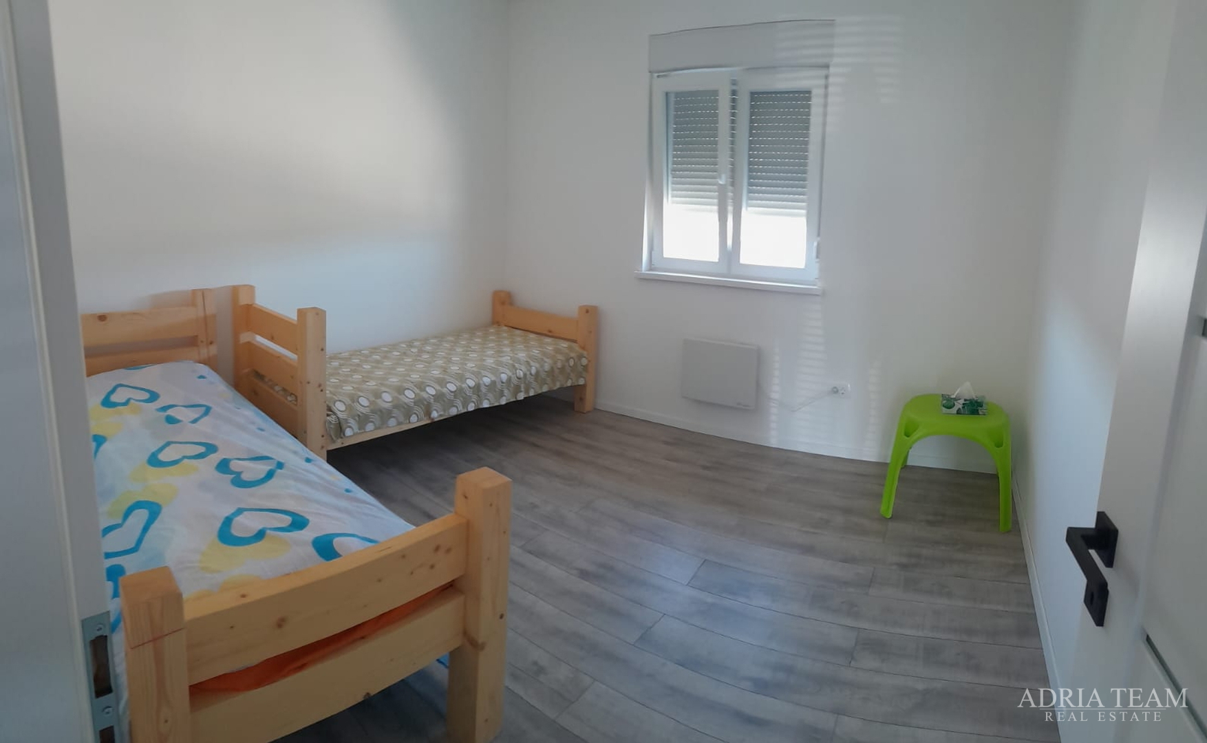 KUĆA U NOVOGRADNJI - RAŽANAC