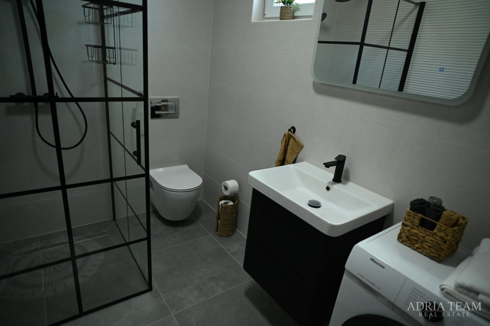 VILA S BAZENOM, 350 m OD MORA, VIR - ZADAR