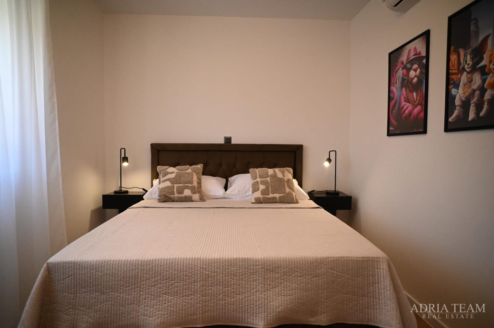 VILA S BAZENOM, 350 m OD MORA, VIR - ZADAR