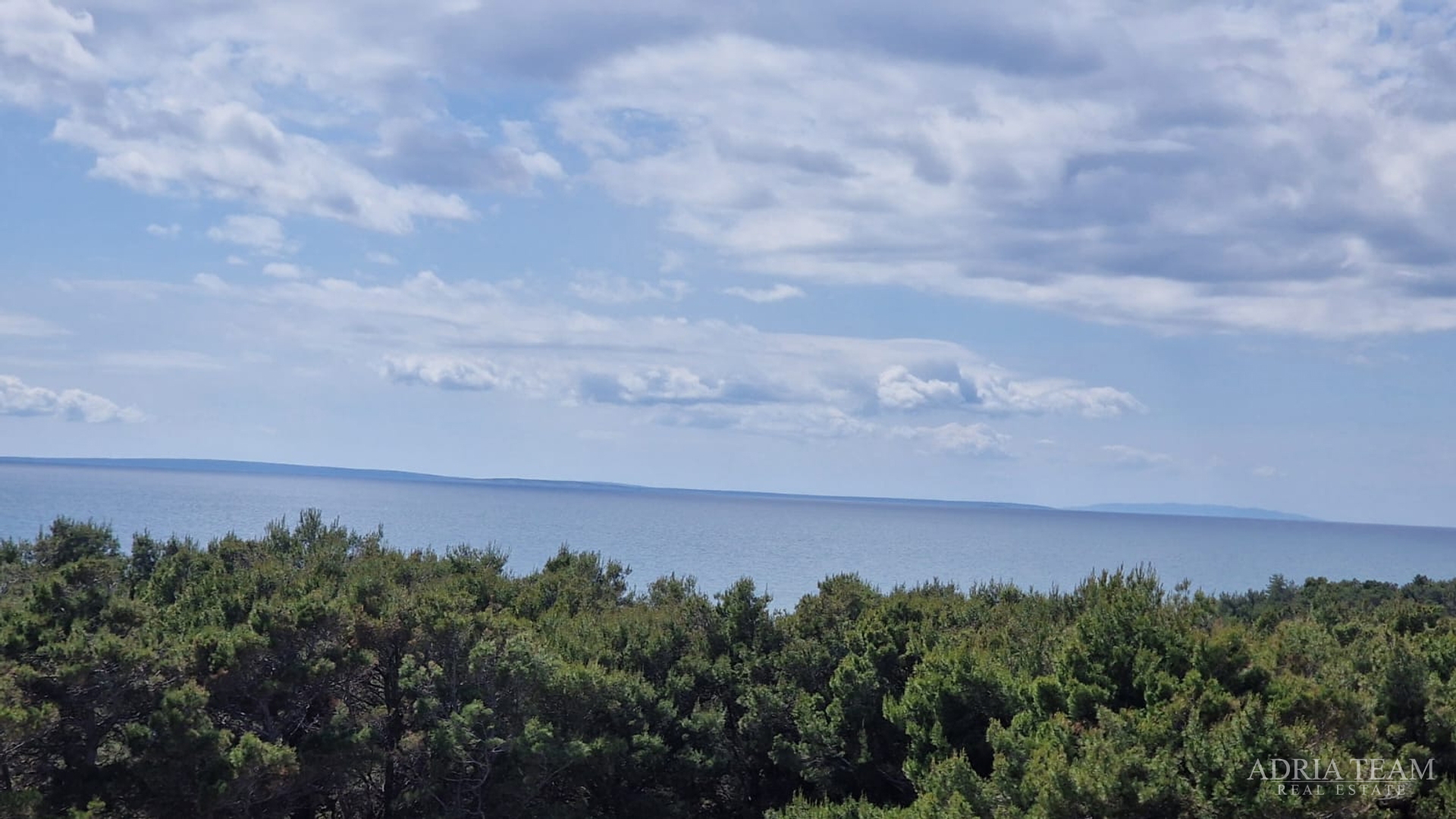 APARTMENTS IN A RESIDENTIAL BUILDING IN NEW CONSTRUCTION, 270 m FROM THE SEA - POVLJANA, PAG