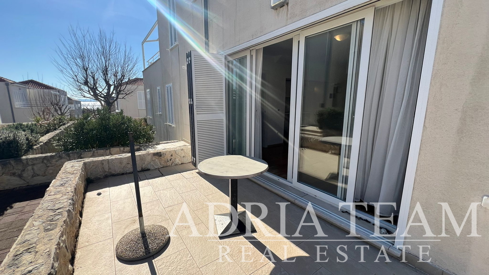 APARTMAN S DVIJE TERASE - PETRČANE