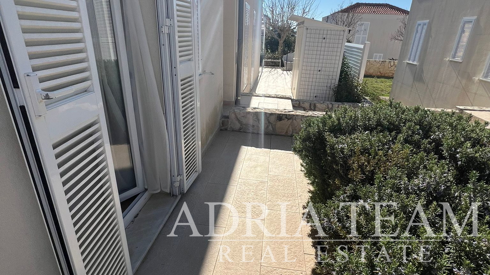 APARTMAN S DVIJE TERASE - PETRČANE