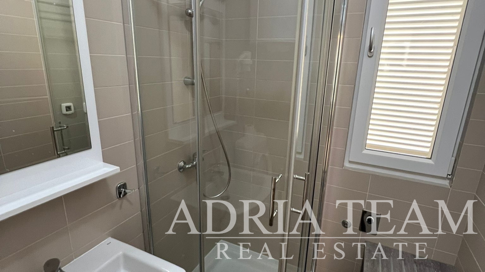 APARTMAN S DVIJE TERASE - PETRČANE