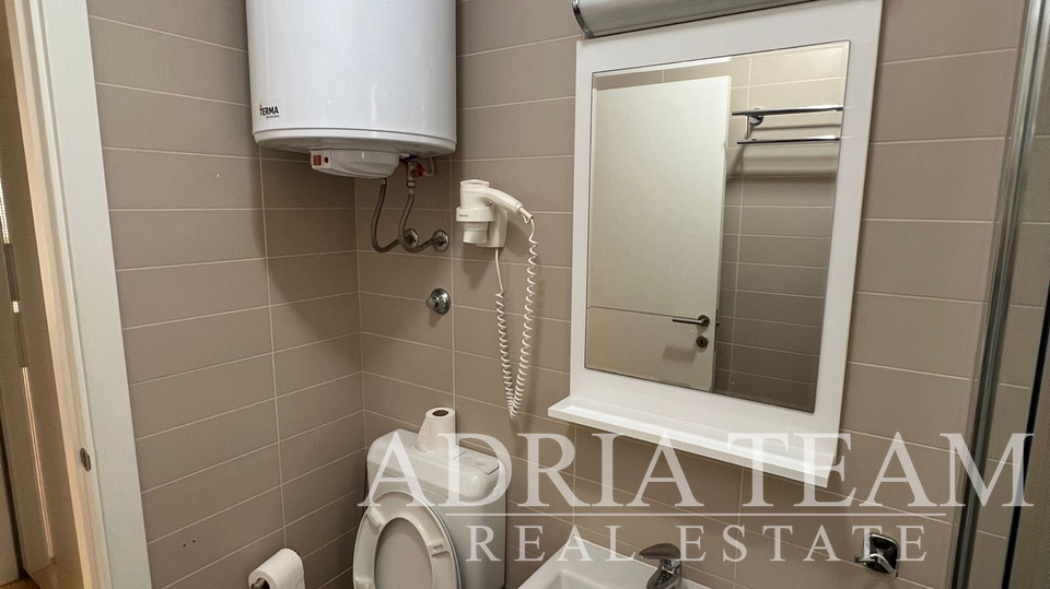 APARTMAN S DVIJE TERASE - PETRČANE