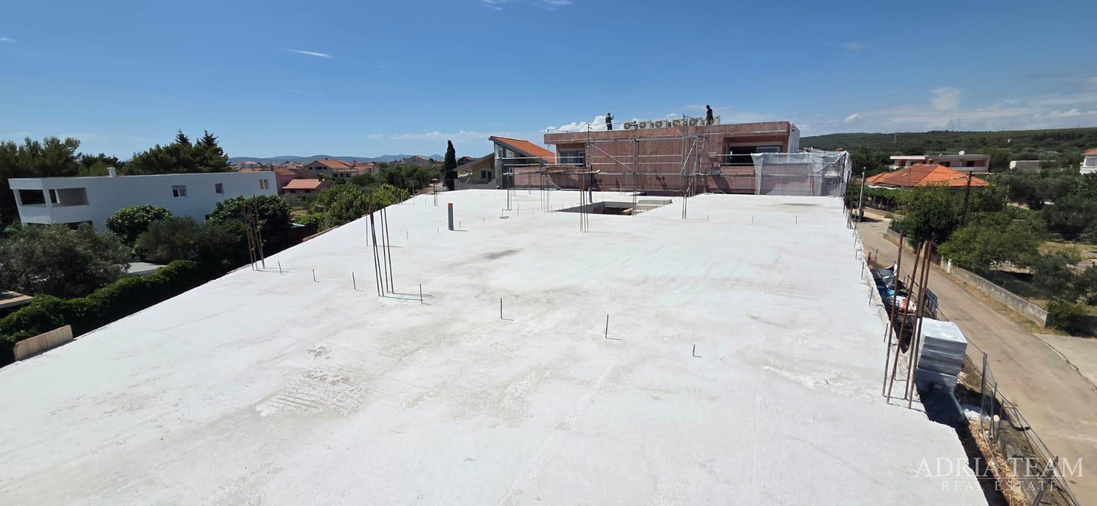 APARTMENTS IN NEW BUILDING WITH SEA VIEW AND FREE PARKING - SUKOŠAN