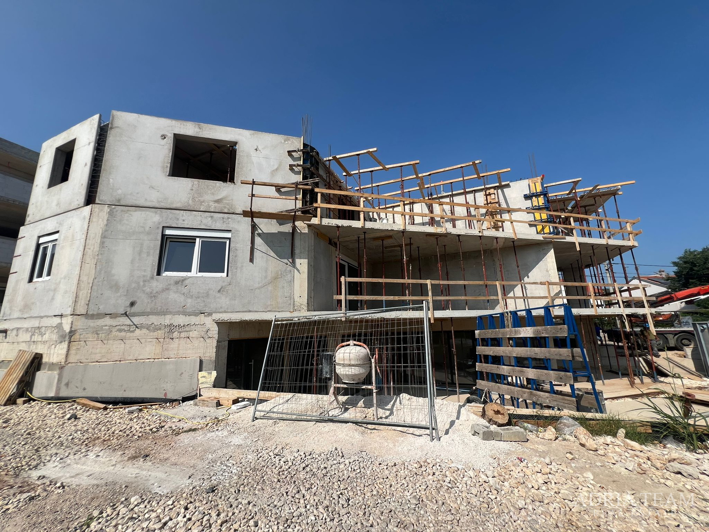 APARTMENTS IN NEW BUILDING WITH SEA VIEW AND FREE PARKING - SUKOŠAN