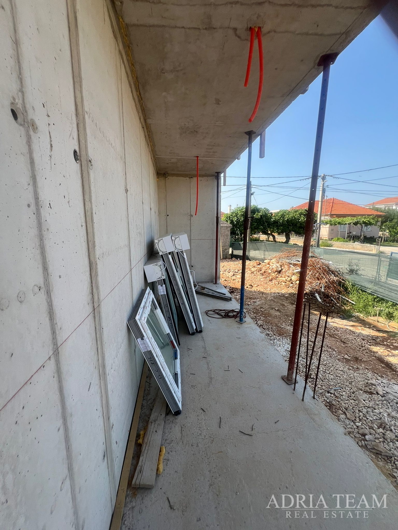 APARTMENTS IN NEW BUILDING WITH SEA VIEW AND FREE PARKING - SUKOŠAN