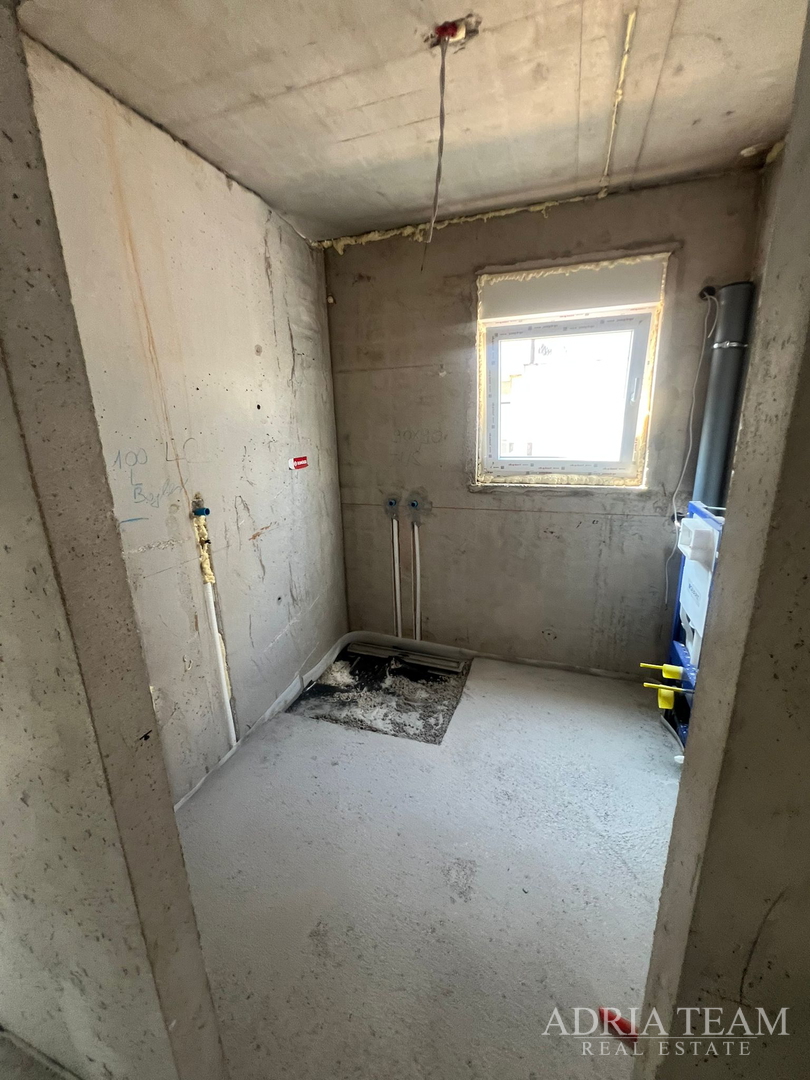 APARTMENTS IN NEW BUILDING WITH SEA VIEW AND FREE PARKING - SUKOŠAN