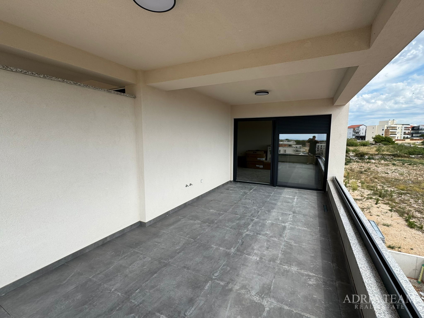 APARTMENTS IN A RESIDENTIAL BUILDING WITH ELEVATOR, NEW CONSTRUCTION - POVLJANA, PAG