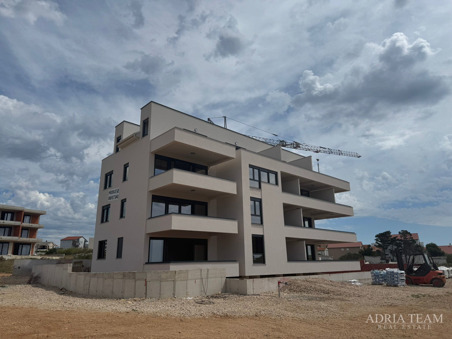 APARTMENTS IN A RESIDENTIAL BUILDING WITH ELEVATOR, NEW CONSTRUCTION - POVLJANA, PAG